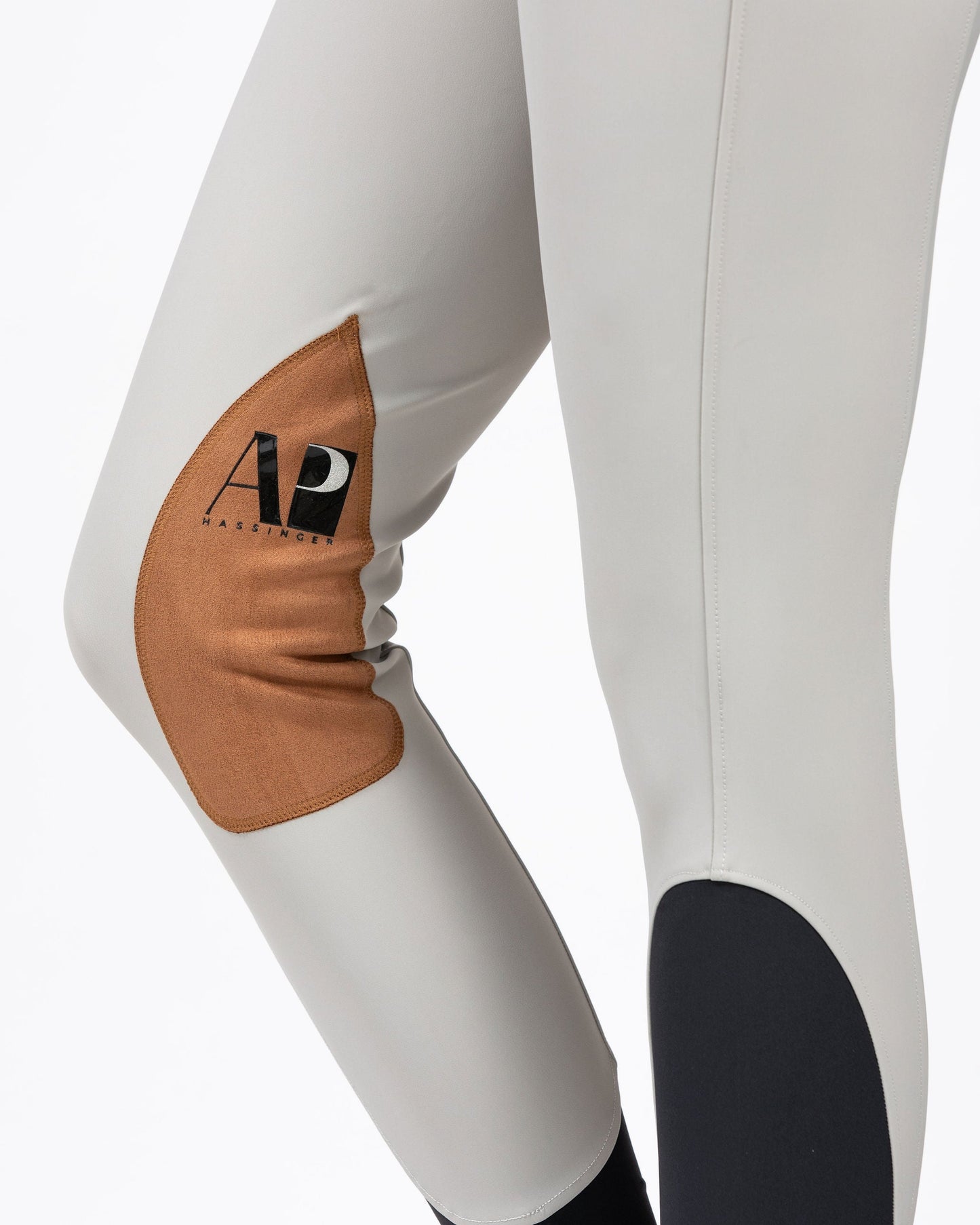 The Hunter Breech - Front Zip